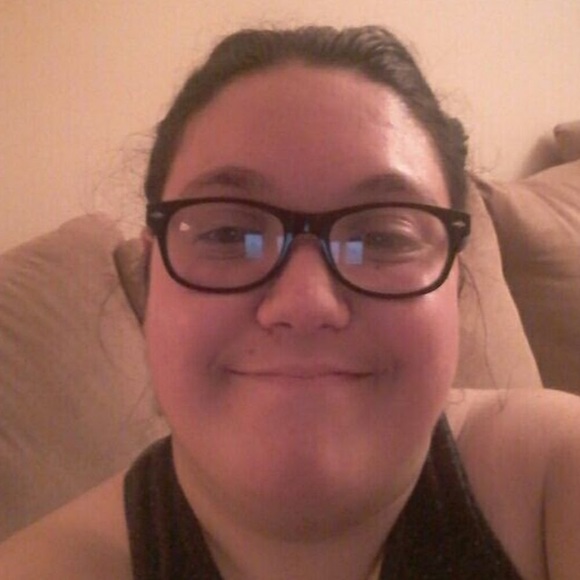 Meet your Posher, Kaitlyn - Picture 1 of 1